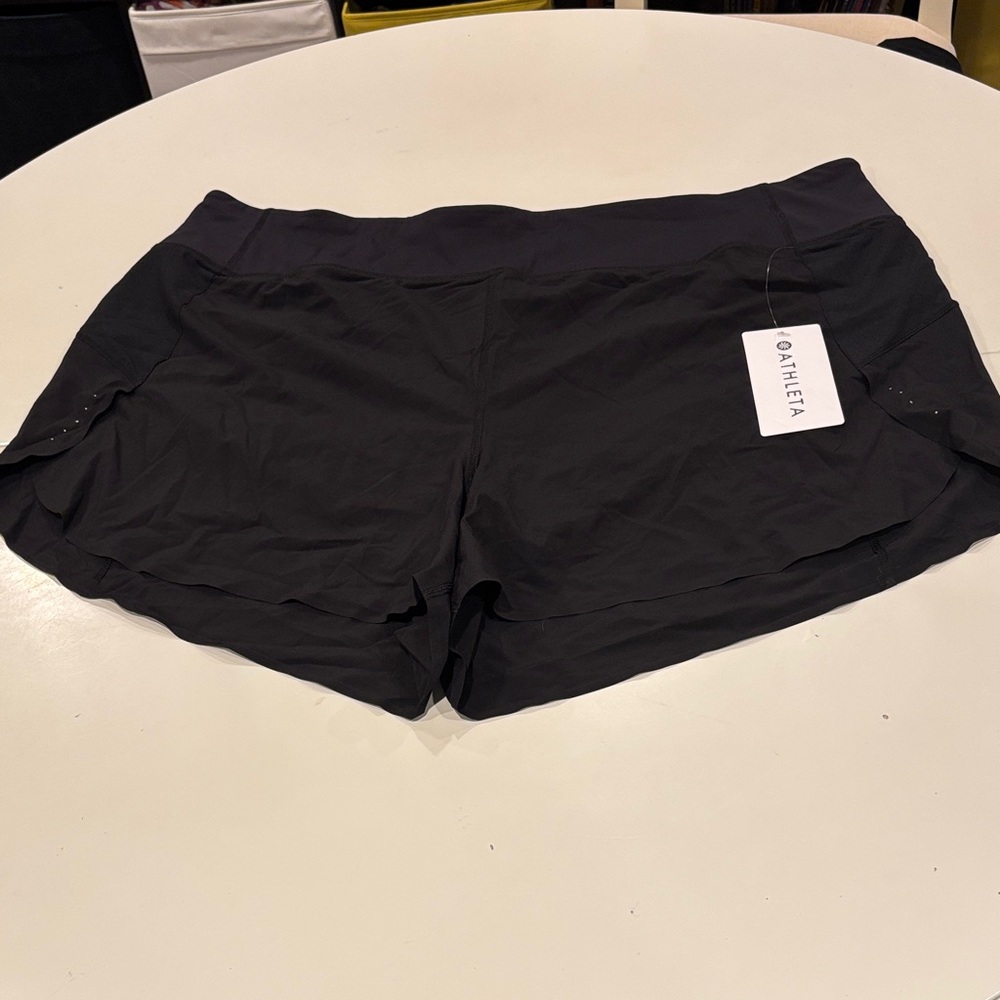 Athleta Run With It 3.5” Short